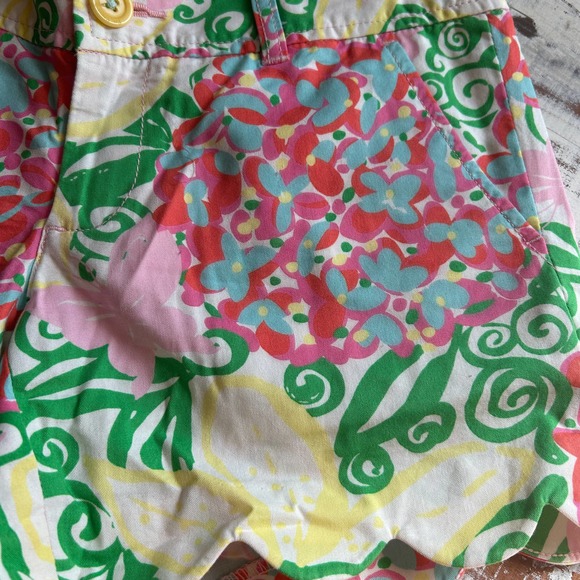 Lilly Pulitzer Mariposa Floral Print Buttercup Scalloped Shorts 00 Resort - Picture 2 of 10